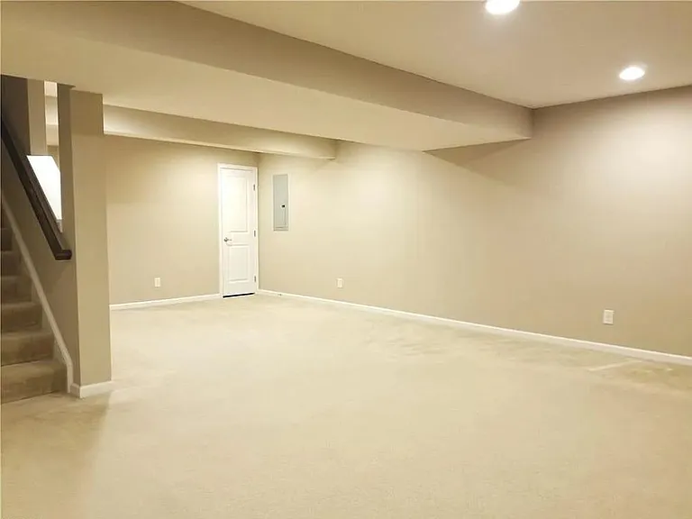 5055 Lake Forest Dr — Photo 34