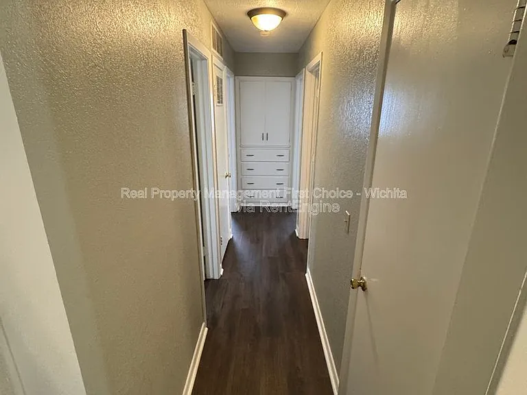 2136 S Euclid St — Photo 16