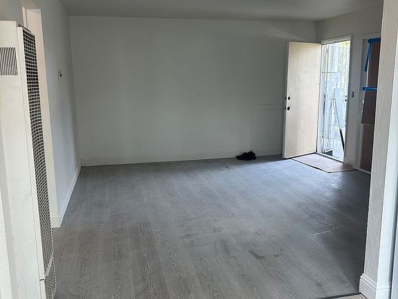 3rd image of 428 Lewis Rd #1