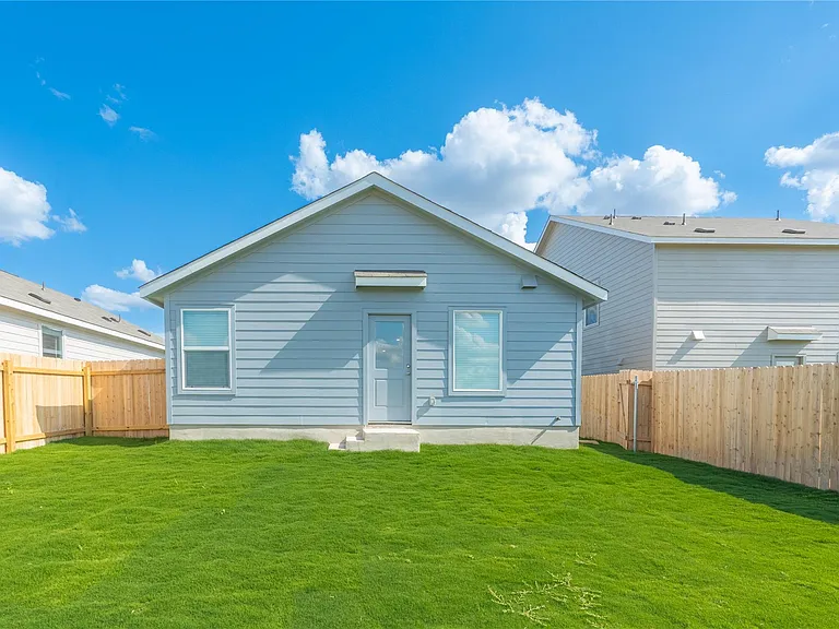 336 Cowpoke Dr — Photo 23