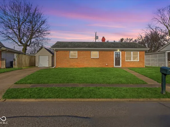 913 Delman Dr, Shelbyville, IN 46176