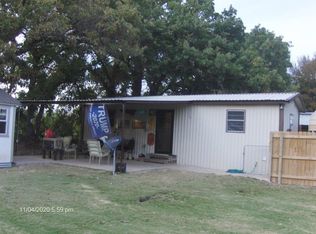 7 Port Royal Rd, Comanche, TX 76442