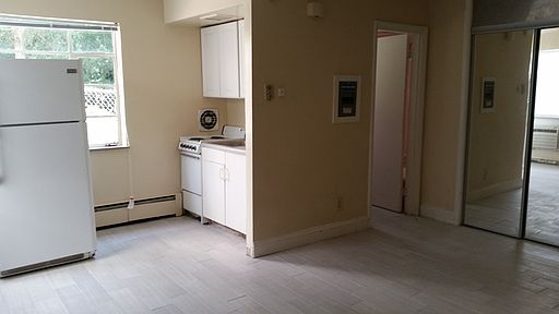 2nd image of 5816 Montgomery Rd APT 4