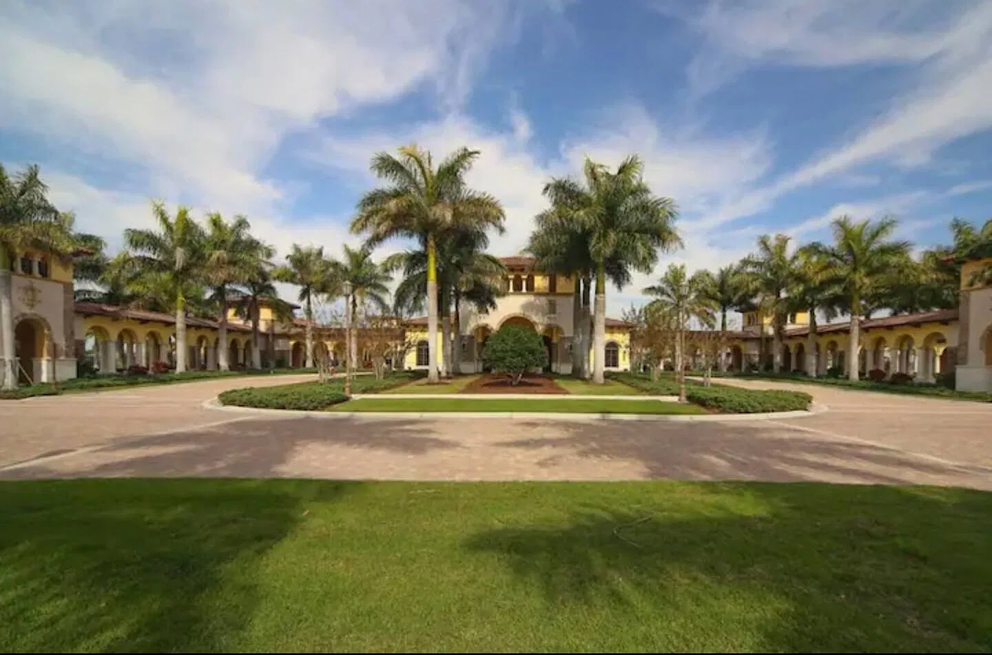 3 bed, 2000 sqft, $2,300 — Photo 4