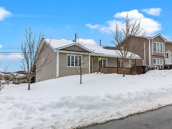 3rd image of 108 Hibbs Road