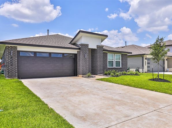 235 John House Ln