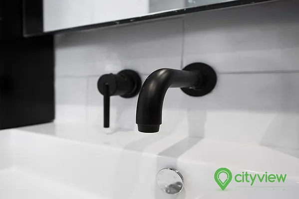 Rented by The KCI Group | media 25