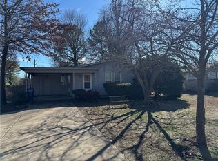 120 W Highland St, Siloam Springs, AR 72761