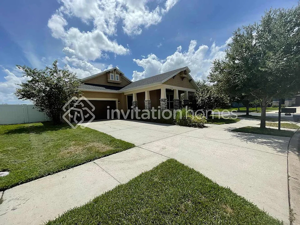 32510 Harmony Oaks Dr