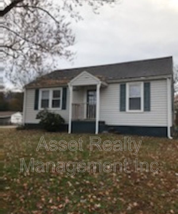1st image of 2032 Price Ave