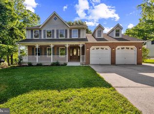 8869 Cemetery Ln, Savage, MD 20763