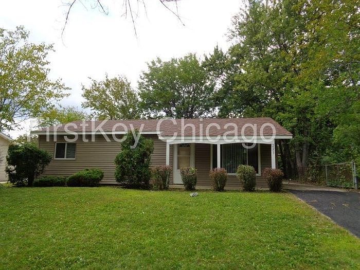 1st image of 223 Monterey Dr