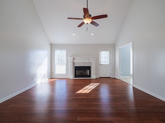 4th image of 4348 Whippoorwill Cir