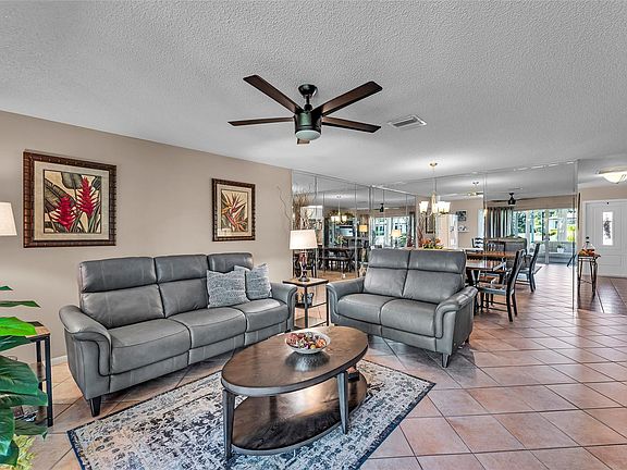 5th image of 5093 Privet Place #C