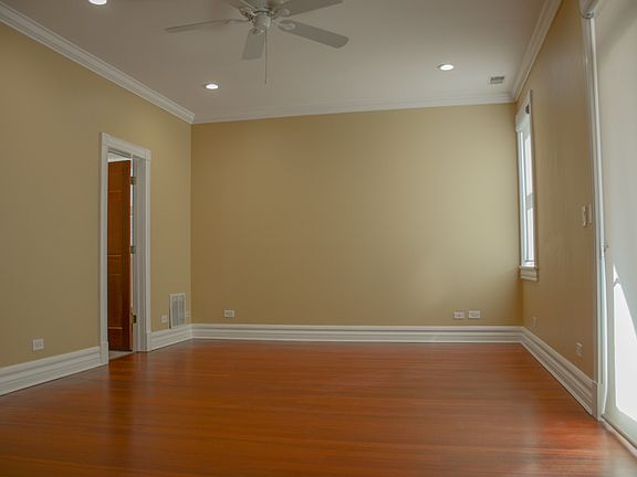 5th image of 3326 N Ashland Ave #1