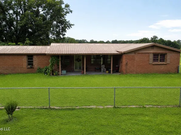 185 Woodrow Ezell Rd, Conehatta, MS 39057