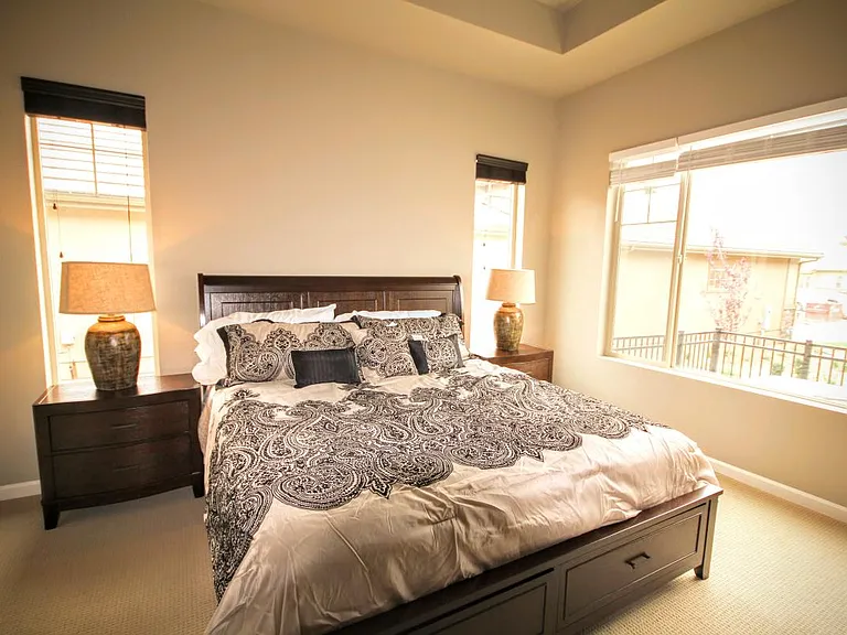 1401 Skyline Dr — Photo 74
