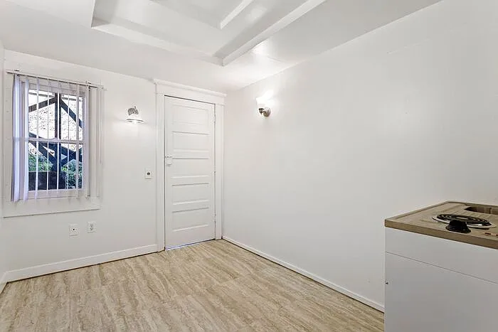 801 SW Green Ave — Photo 7