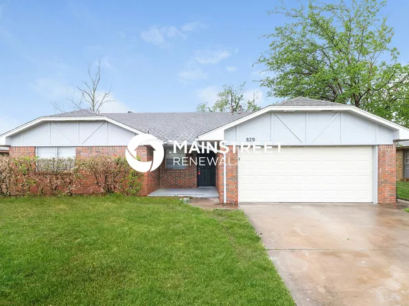 829 N Robinson Ave, Moore, OK 73170