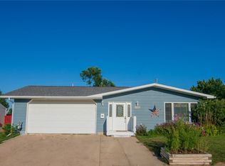 3320 Lynnwood Ave, Rapid City, SD 57701