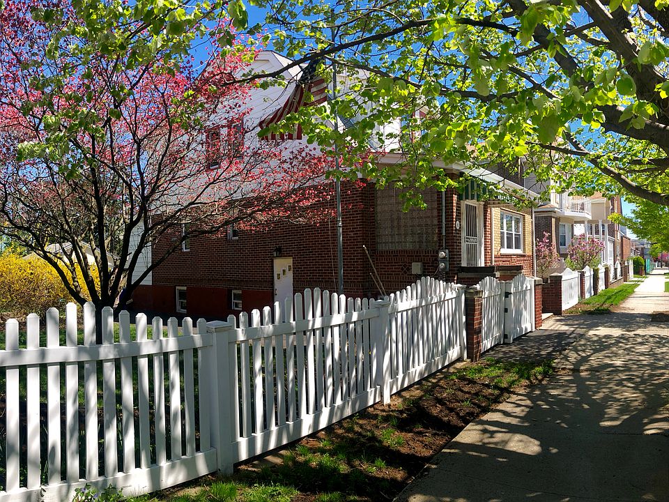 1st image of 922 Revere Ave