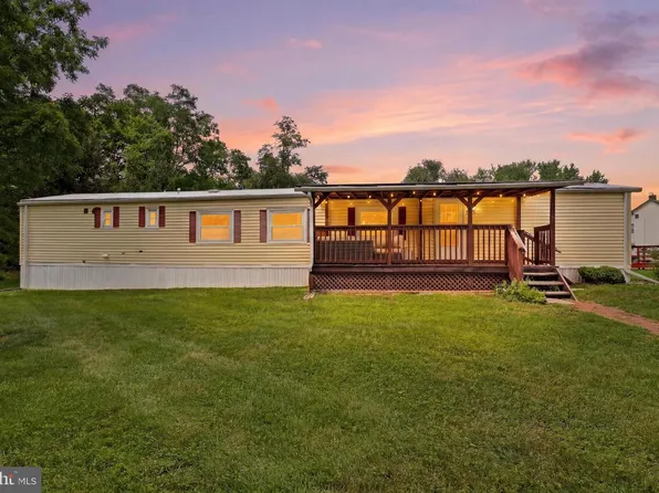 157 Linda Dr, New Oxford, PA 17350
