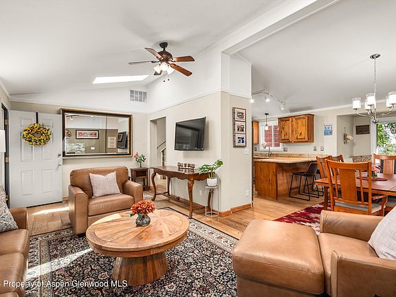 3rd image of 63 Badger Rd