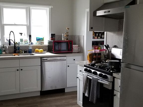 2nd image of 1234-1236 W 22nd St #A