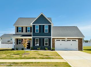 139 Watercress Ln, Raeford, NC 28376