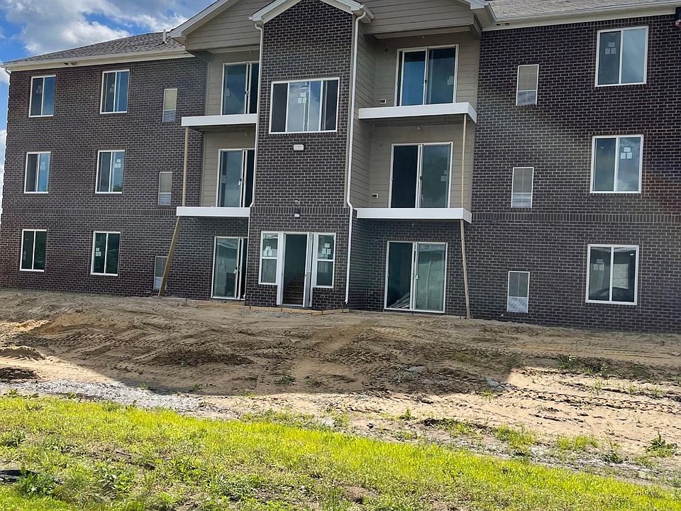 2nd image of 101-7629 Sylvan Towne Dr #101