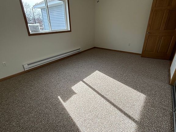 5th image of 1520 Chase St #1526