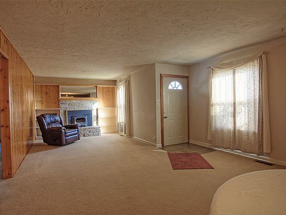 3rd image of 5410 McDacer Ave