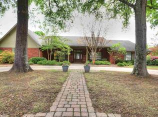 12 Evergreen Dr, Conway, AR 72034