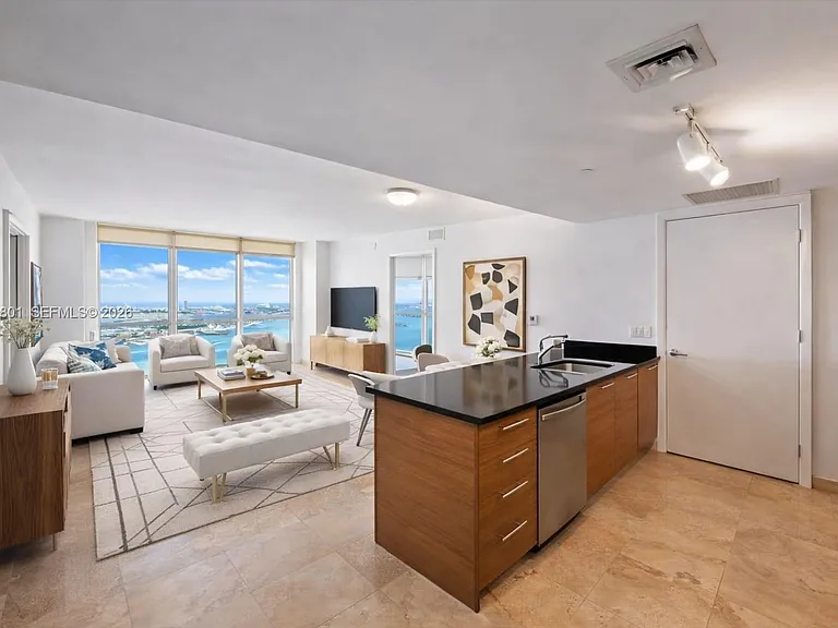 50 Biscayne Blvd #4106 — Photo 1