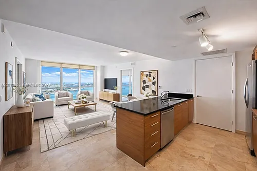 50 Biscayne Blvd #4106 Photo 1