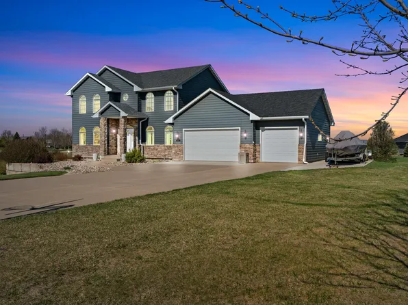 2820 Pettersen Rd, Vermillion, SD 57069