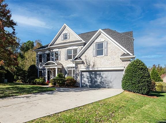 2nd image of 23104 Norwalk Ln
