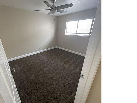 5th image of 913 W 2nd St #B