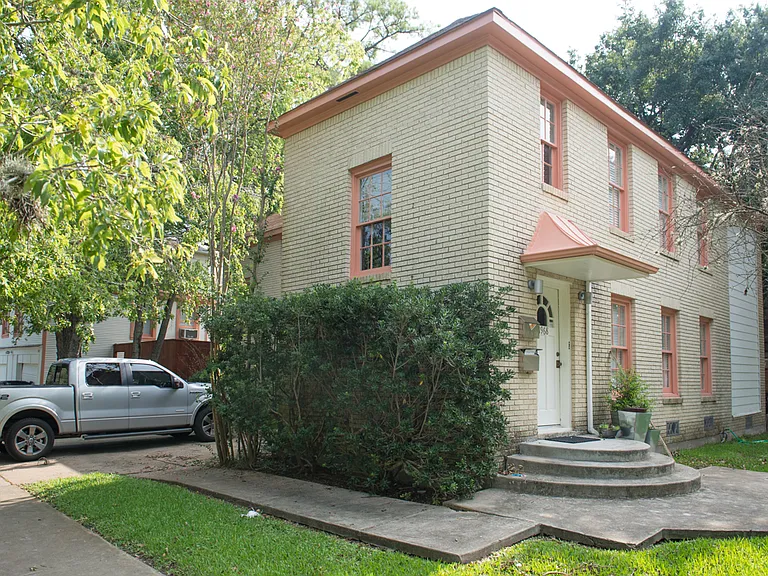 1968 Dryden Rd #2 — Photo 1