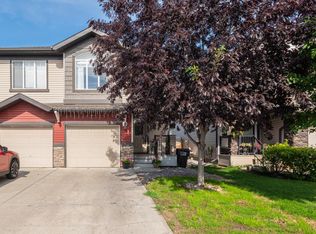 1747 Hammond Cres NW, Edmonton, AB T6M 0K4