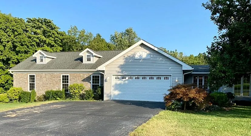 4302 Payne Koehler Rd photo 1