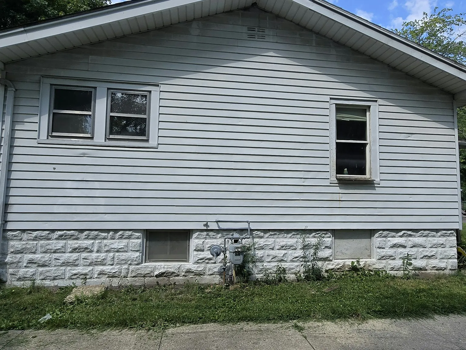 1363 East Johns Avenue — Photo 3