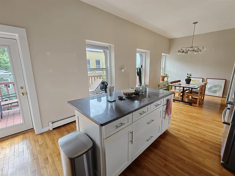 238 Columbia St #3W — Photo 30