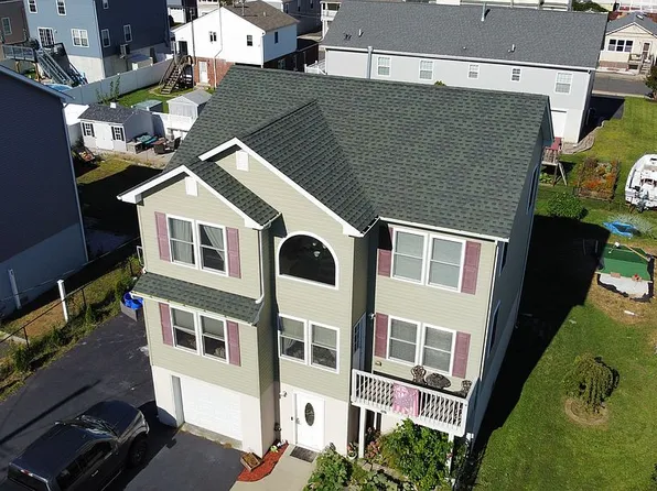 815 3rd St, Union Beach, NJ 07735