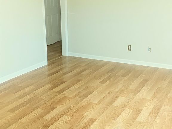 3rd image of 3515 Acorn Woods Way