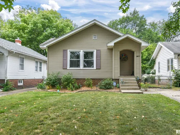 2437 S 4th St, Springfield, IL 62703