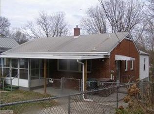 911 Dillard St, Greensboro, NC 27403