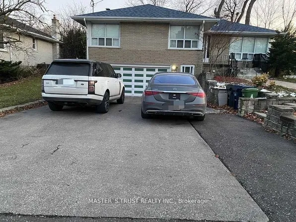 1 Winlock Park, Toronto, ON