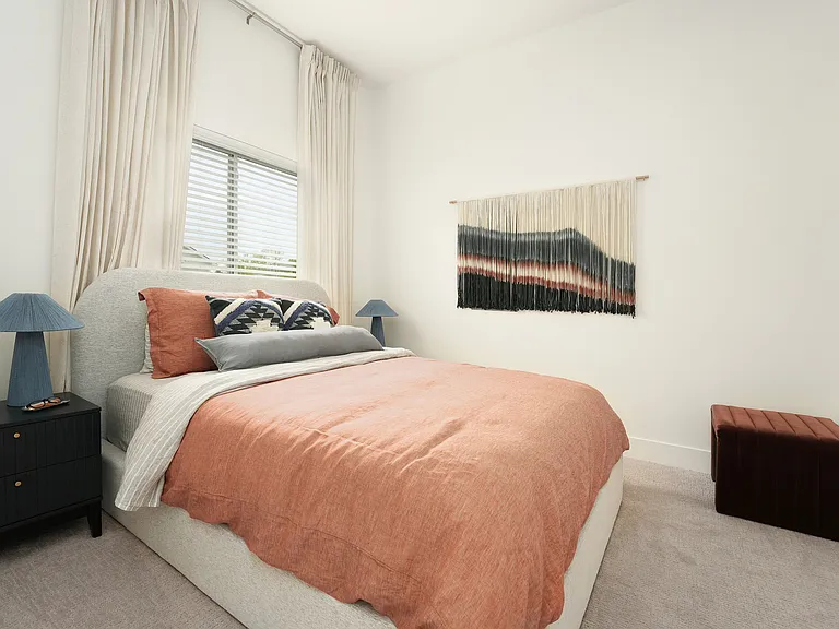 Curio - Guest Bed
