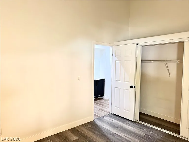 1913 Sierra Oaks Ln — Photo 11